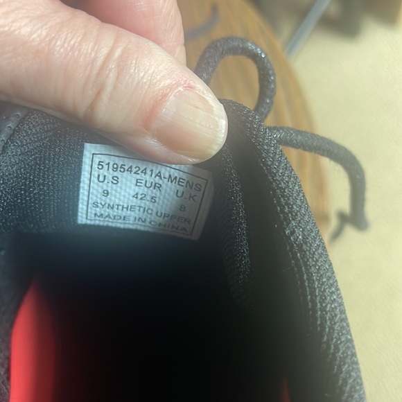 Levi Strauss & Co black and tan shoes. Size 9. Great condition! - Picture 11 of 12